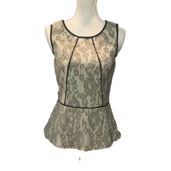Anthropologie Tops - Anthropologie Weston Wear Brown lace peplum tank top